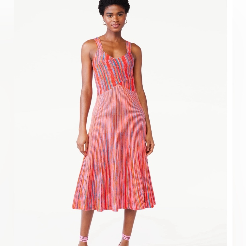 Worn once - super cute and flattering!